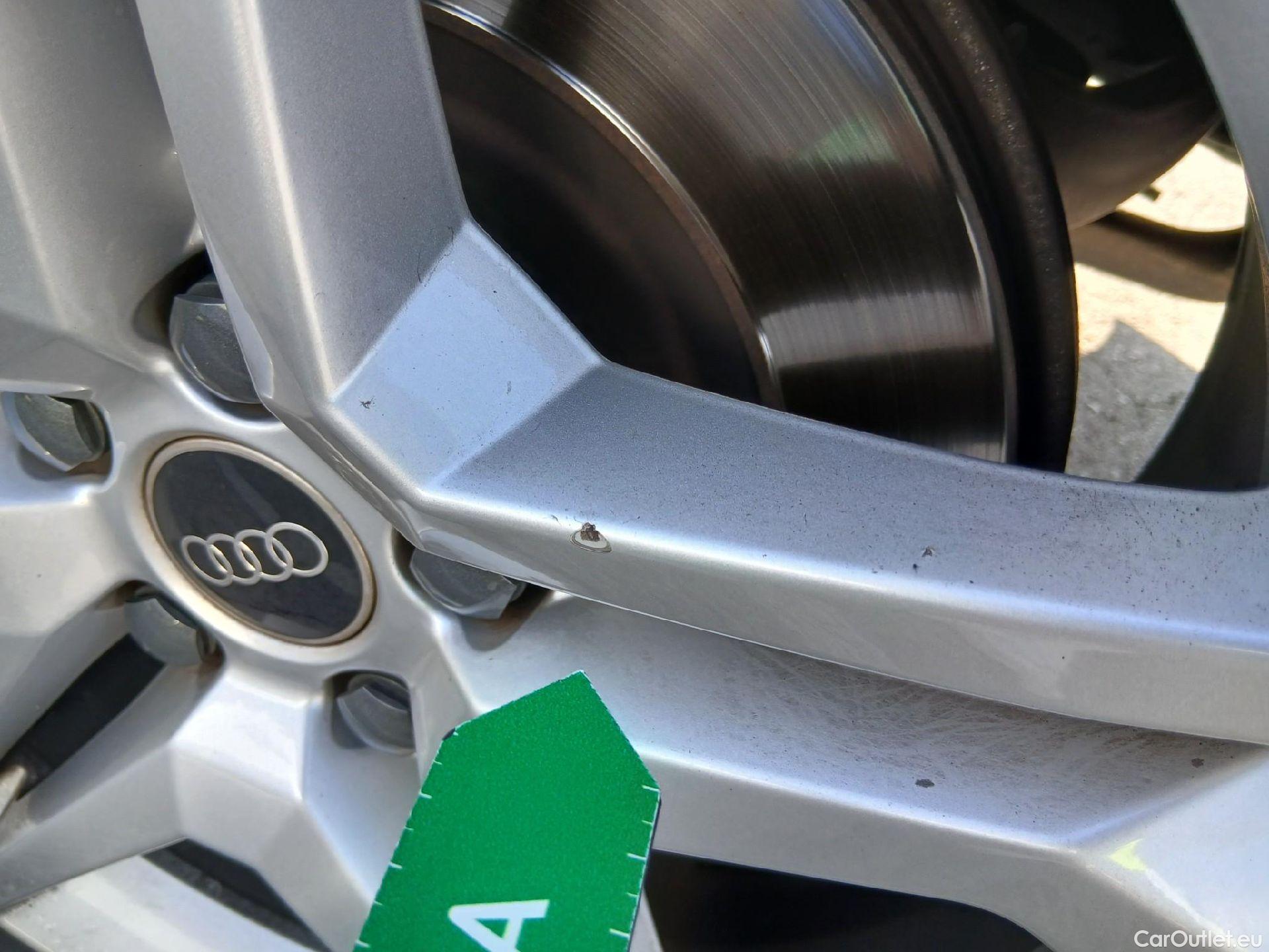  Audi  Q5 AUDI  / 2020 / 5P / todoterreno Advanced 35 TDI 120kW S tronic (AC3) #28