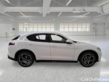  Alfa Romeo   STELVIO ALFA ROMEO / 2017 / 5P / SUV 2.2 TURBO DIESEL 210CV TI AT8 Q4 #7