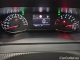  Peugeot  2008 PEUGEOT  / 2019 / 5P / CROSSOVER BLUEHDI 130 EAT8 ALLURE S/S AUT. #4