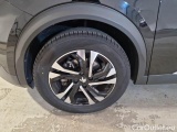  Peugeot  2008 PEUGEOT  / 2019 / 5P / CROSSOVER BLUEHDI 130 EAT8 ALLURE S/S AUT. #90
