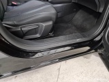  Peugeot  2008 PEUGEOT  / 2019 / 5P / CROSSOVER BLUEHDI 130 EAT8 ALLURE S/S AUT. #118