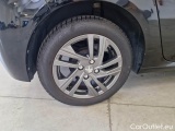  Peugeot  208 PEUGEOT  / 2019 / 5P / BERLINA ACTIVE PACK PURETECH 100 S/S #18
