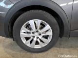  Peugeot  3008 PEUGEOT  / 2020 / 5P / SUV BLUEHDI 130 EAT8 SeS ACTIVE PACK #19
