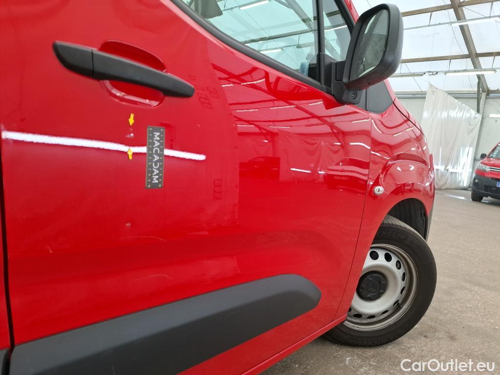  Citroen  Berlingo  Fourgon Driver M 650 1.2 PureTech 130CV BVA8 E6d #24