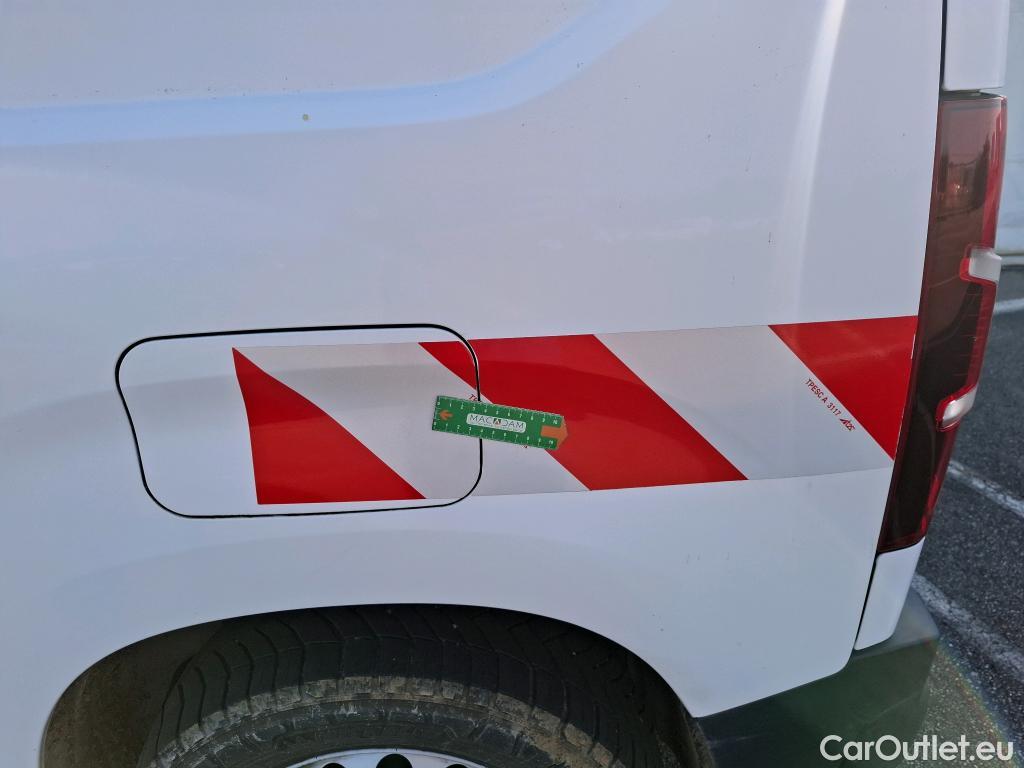  Citroen  Berlingo  Fourgon Worker M 1000 1.2 PureTech 130CV BVA8 E6d #93