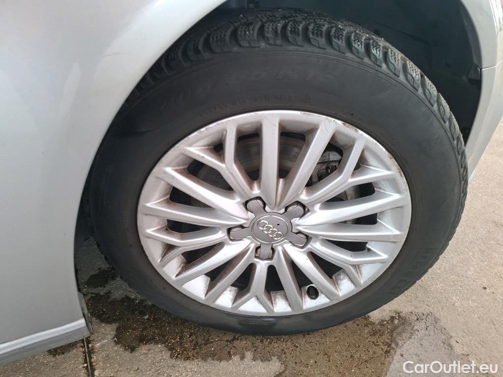 Audi  A3  Sportback Business line 1.6 TDI 115CV BVA7 E6 #34