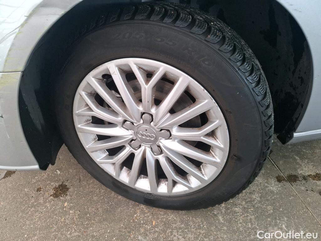  Audi  A3  Sportback Business line 1.6 TDI 115CV BVA7 E6 #48