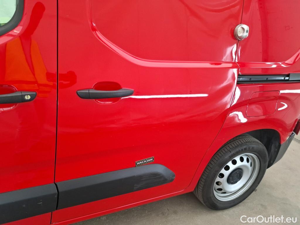  Citroen  Berlingo  Fourgon Driver M 650 1.2 PureTech 130CV BVA8 E6d #29
