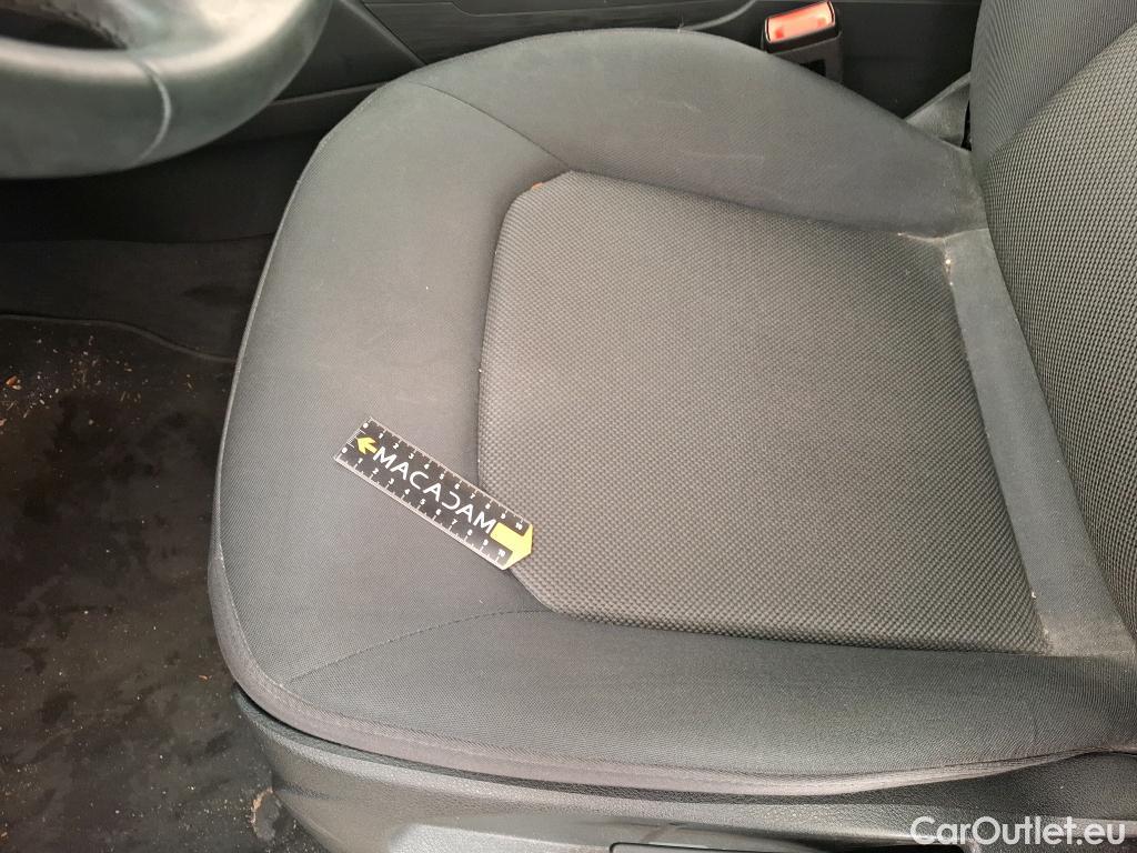  Audi  A3  Sportback Business line 1.6 TDI 115CV BVA7 E6 #67
