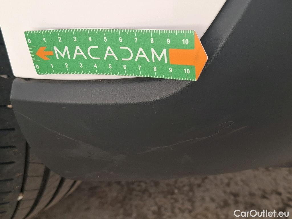  Citroen  C3  Feel Business 1.5 BlueHDI 100CV BVM6 E6d #31