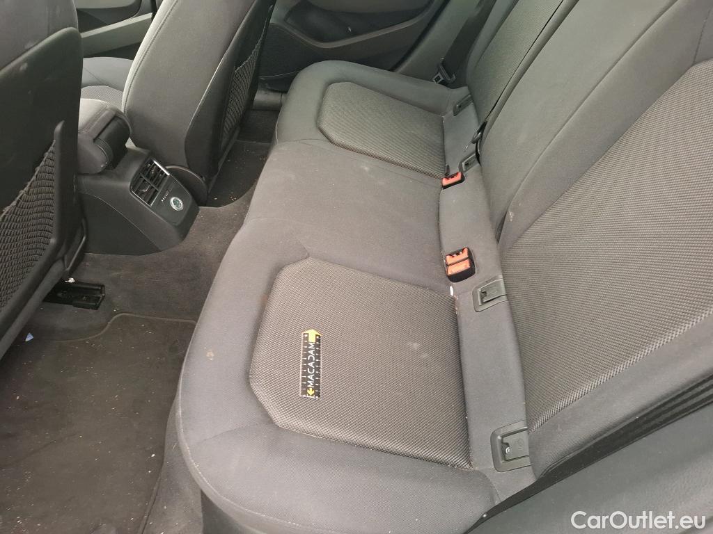  Audi  A3  Sportback Business line 1.6 TDI 115CV BVA7 E6 #68