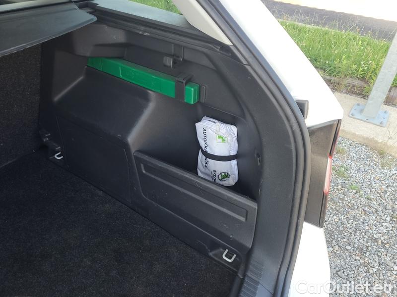  Skoda  Fabia  Combi (2015)  Com.1.0TSI 70 Ambition #14