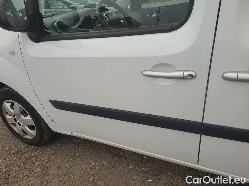  Renault  Kangoo  III (03.2021->)  1.5BdCi 95 Zen 5d #18