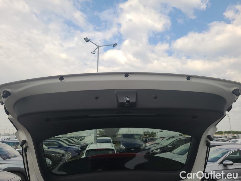  Hyundai  i30   cw (PD)(2017->)  kom.1.5T-GDI Smart 5d #11