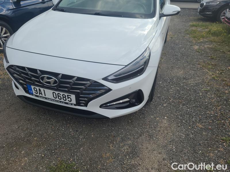  Hyundai  i30   cw (PD)(2017->)  kom.1.5T-GDI Smart 5d #2