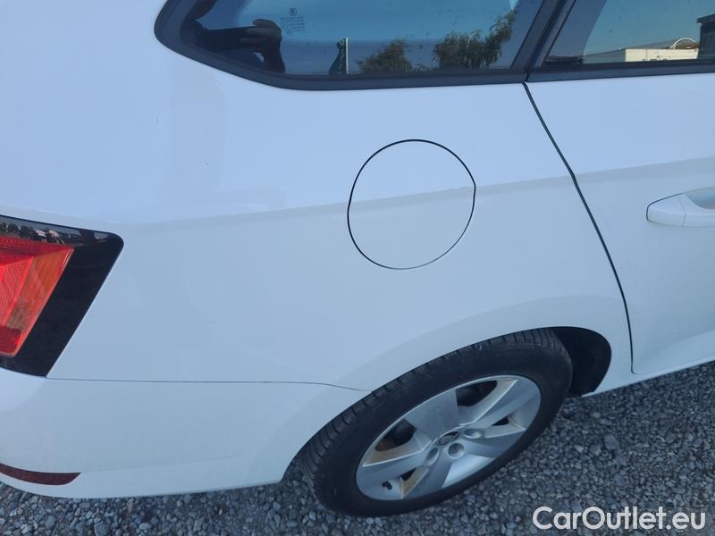  Skoda  Fabia  Combi (2015)  Com.1.0TSI 70 Ambition #10
