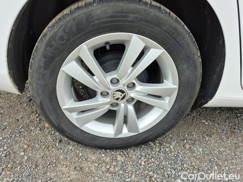  Skoda  Fabia  (PJ3) (2021) Com.1.0TSI 70 Ambition 5d #8