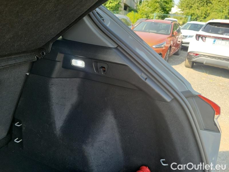  Audi  Q4 E-Tron Q4-e-tron  (F48) (2021) Q4 45 e-tron 195 AT 5d #12