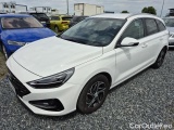 i30