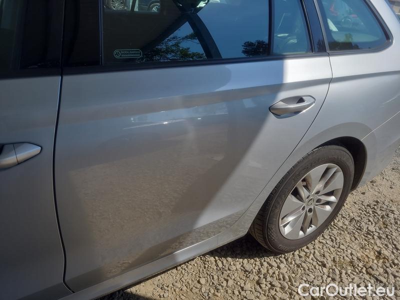  Skoda  Octavia  Combi (NX3)(2020) Oct.C.2.0TDI 110 4x4 Ambit AT #7