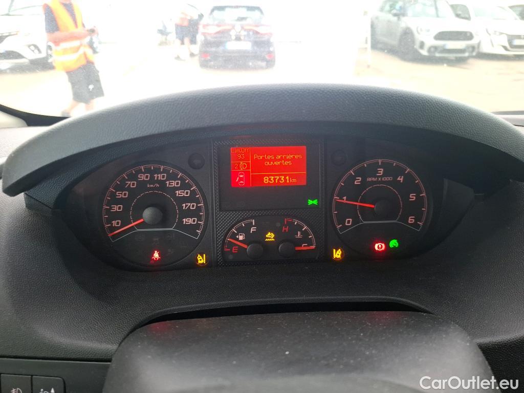 Peugeot  Boxer PEUGEOT  / 2014 / 4P / Fourgon tôlé BlueHDi 120 S&S ASPHALT 333 L1H2 #34