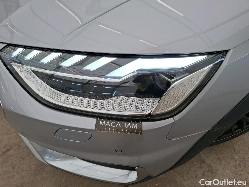  Audi  A4 Allroad AUDI  quattro / 2019 / 5P / Break 40 TDI 204 Quattro S Tronic Avus #11