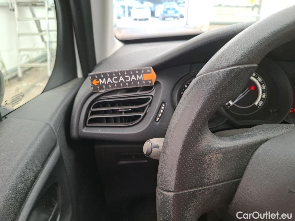  Citroen  C3  Attraction 1.4 HDi 70CV BVM5 E5 #28
