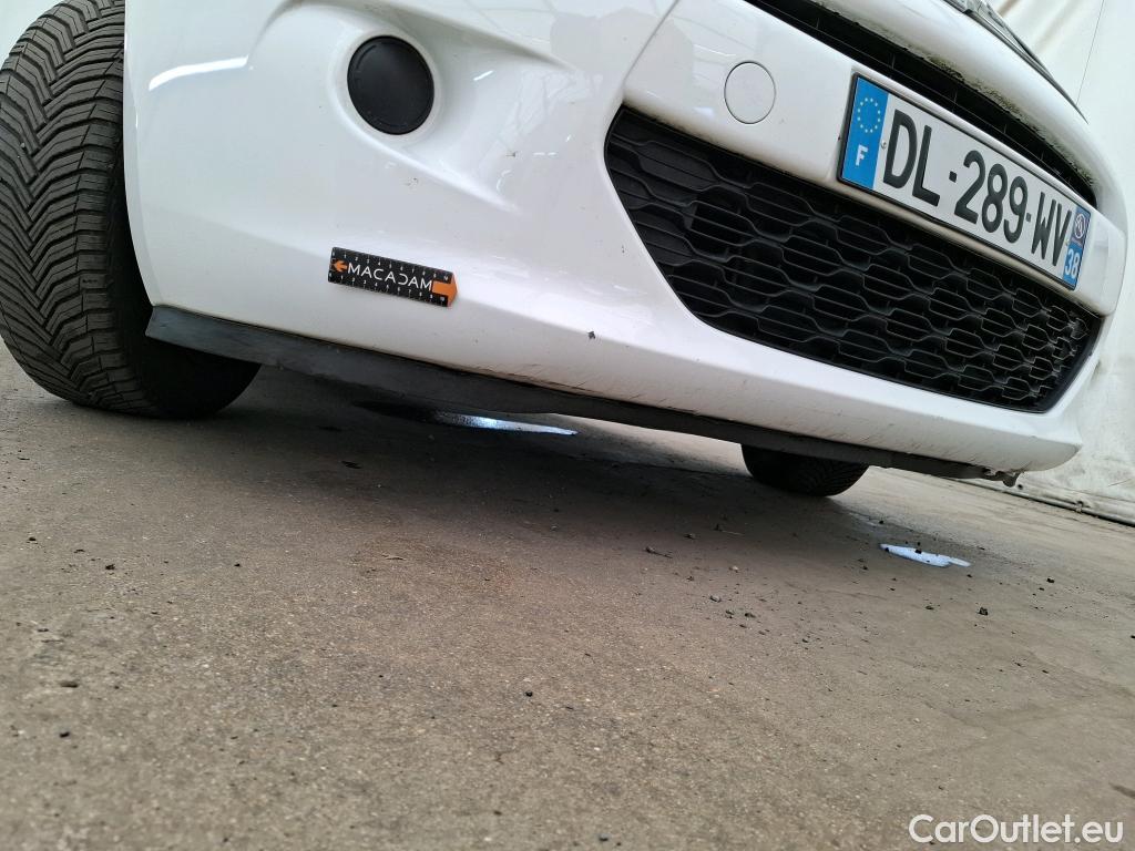  Citroen  C3  Attraction 1.4 HDi 70CV BVM5 E5 #12