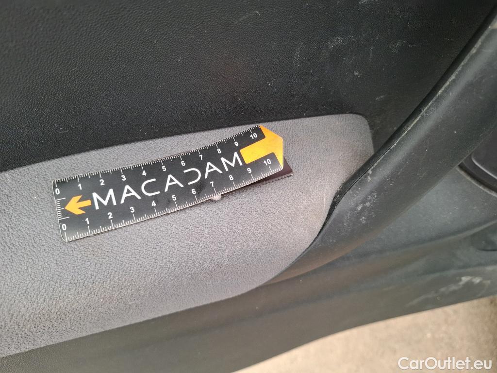  Citroen  C3  Attraction 1.4 HDi 70CV BVM5 E5 #26