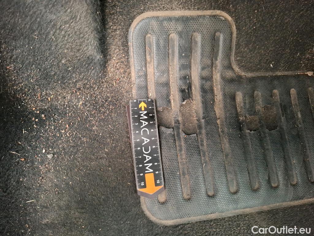  Citroen  C3  Attraction 1.4 HDi 70CV BVM5 E5 #3