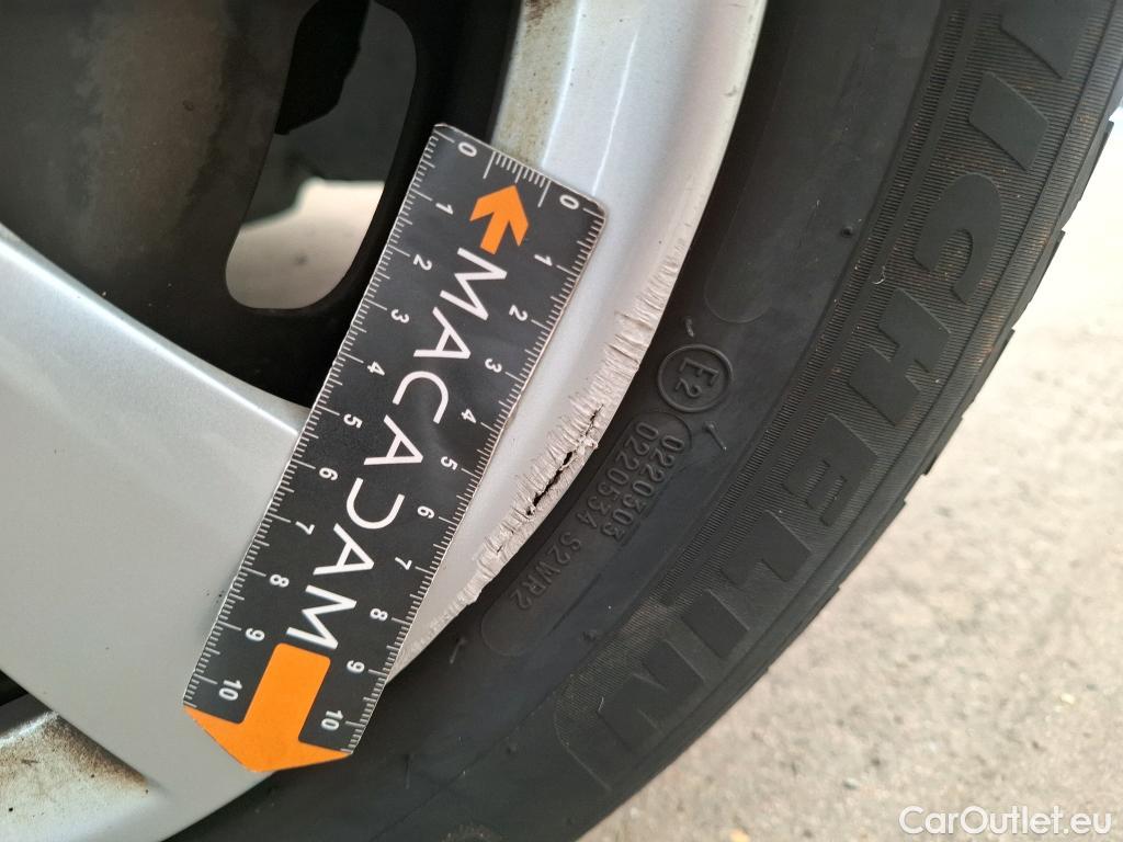  Citroen  C3  Attraction 1.4 HDi 70CV BVM5 E5 #20