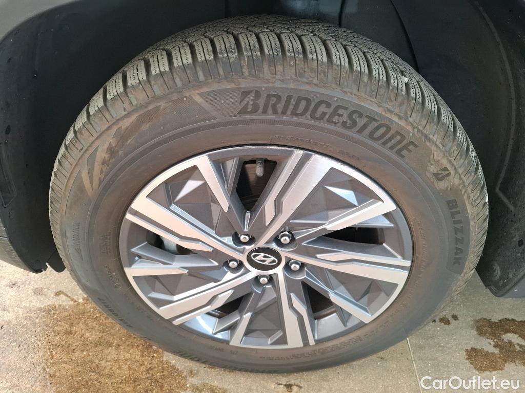  Hyundai  Tucson  Creative Hybrid 2WD 1.6 T-GDI 230CV BVA6 E6d #25