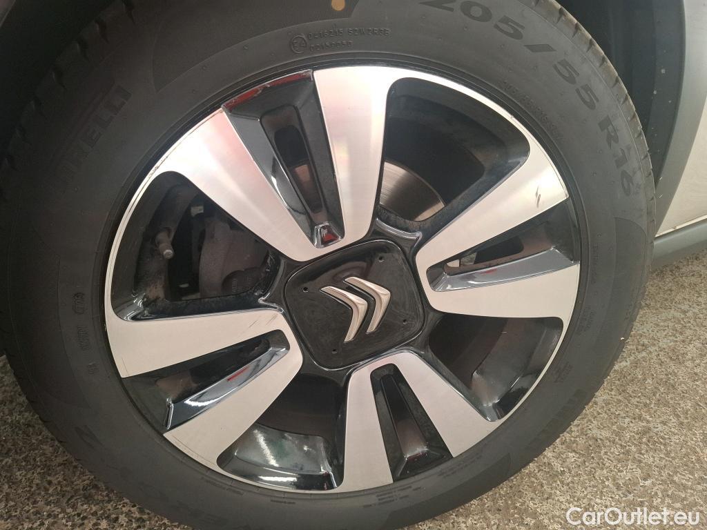  Citroen  C3  Shine 1.2 PureTech 110CV BVA6 E6d #14