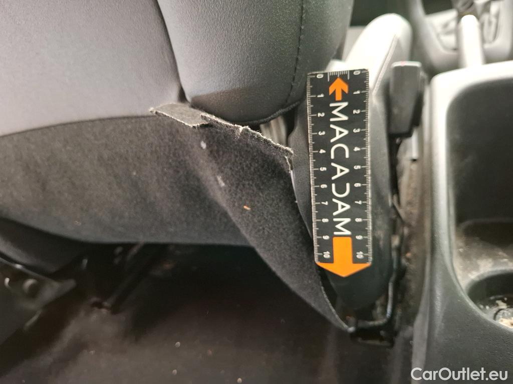 Citroen  C3  Attraction 1.4 HDi 70CV BVM5 E5 #39