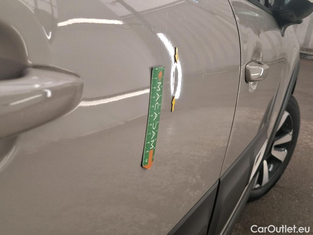  Citroen  C3  Shine 1.2 PureTech 110CV BVA6 E6d #36