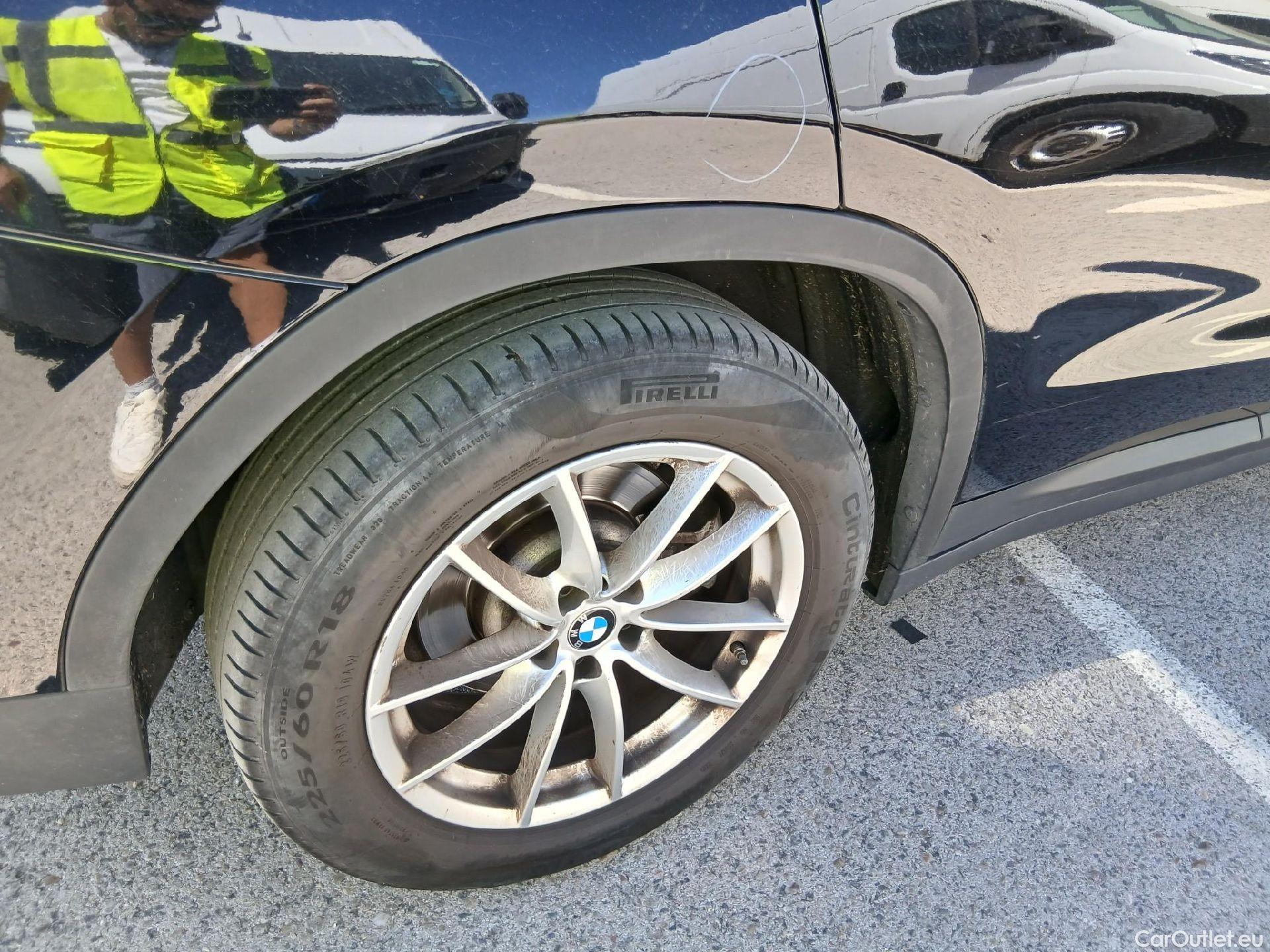  Bmw  X3 BMW  / 2017 / 5P / todoterreno sDrive18d #43