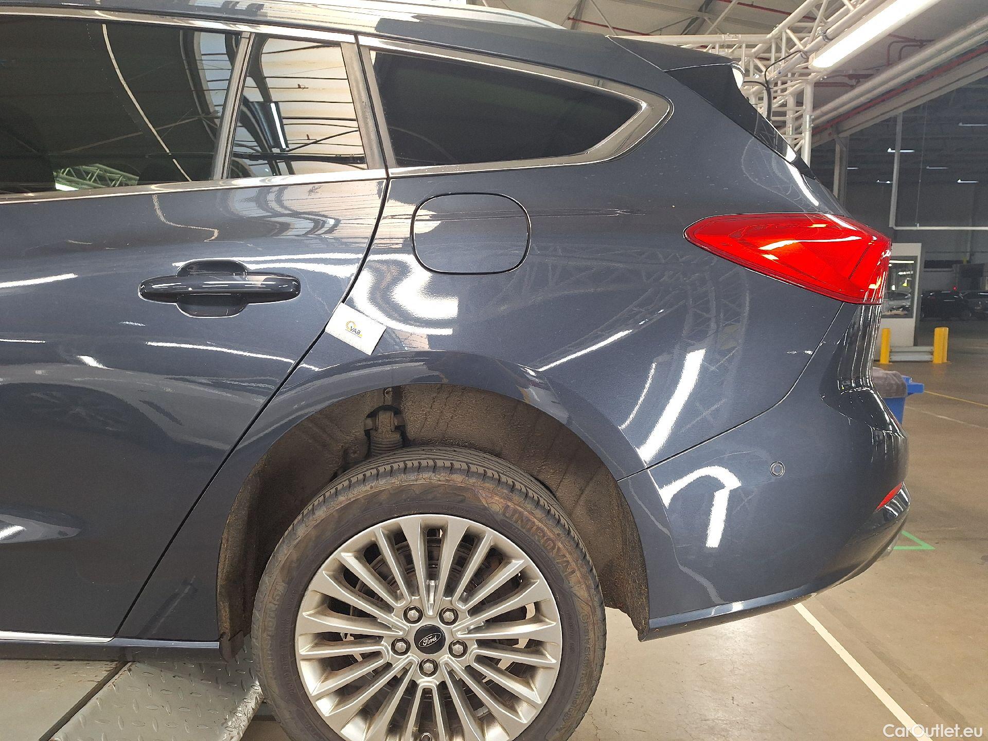  Ford  Focus Ford,  SW '18, Ford  Clipper 1.0i EcoB. 92kW Vignale 5d #9