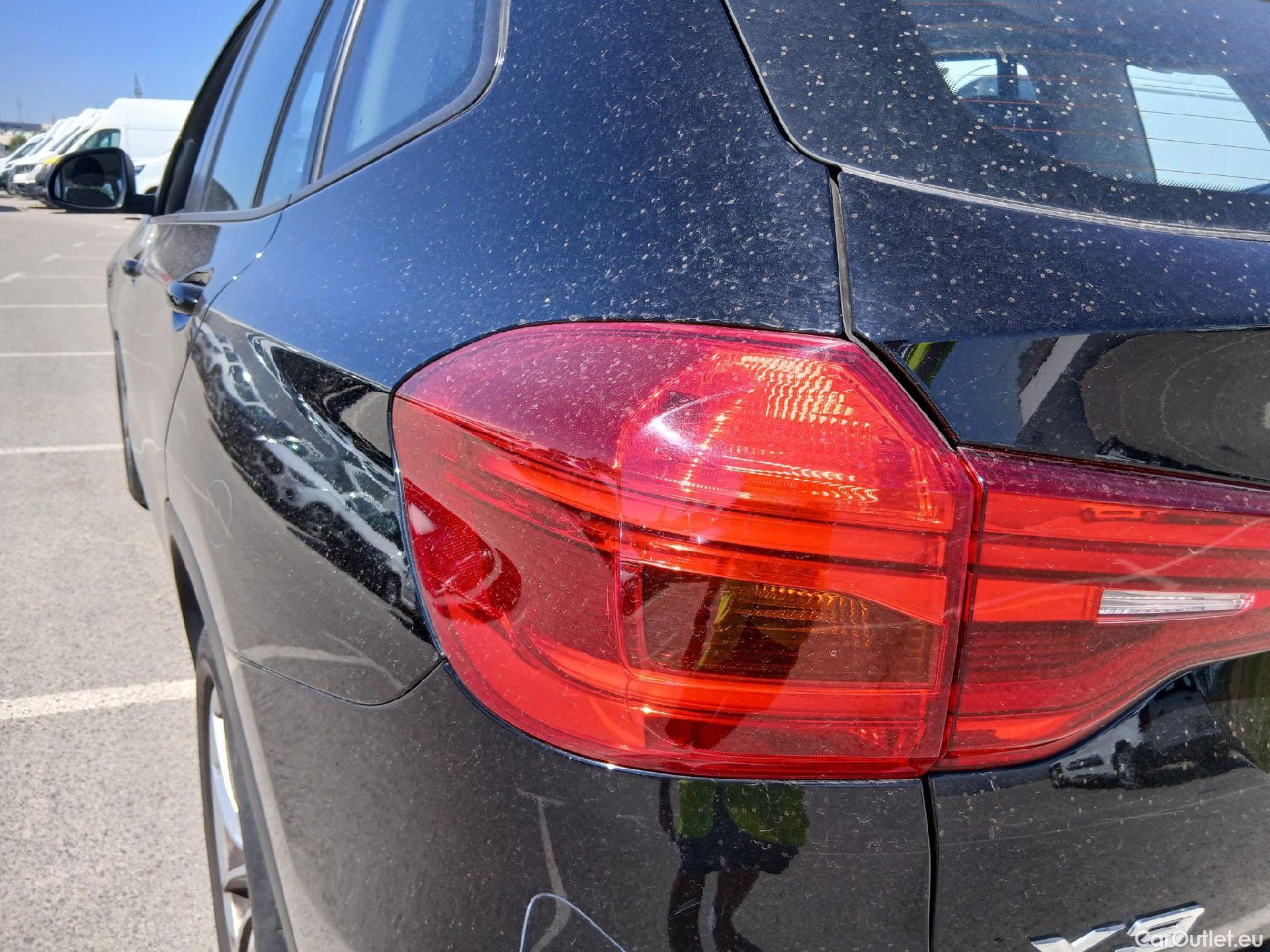  Bmw  X3 BMW  / 2017 / 5P / todoterreno sDrive18d #32