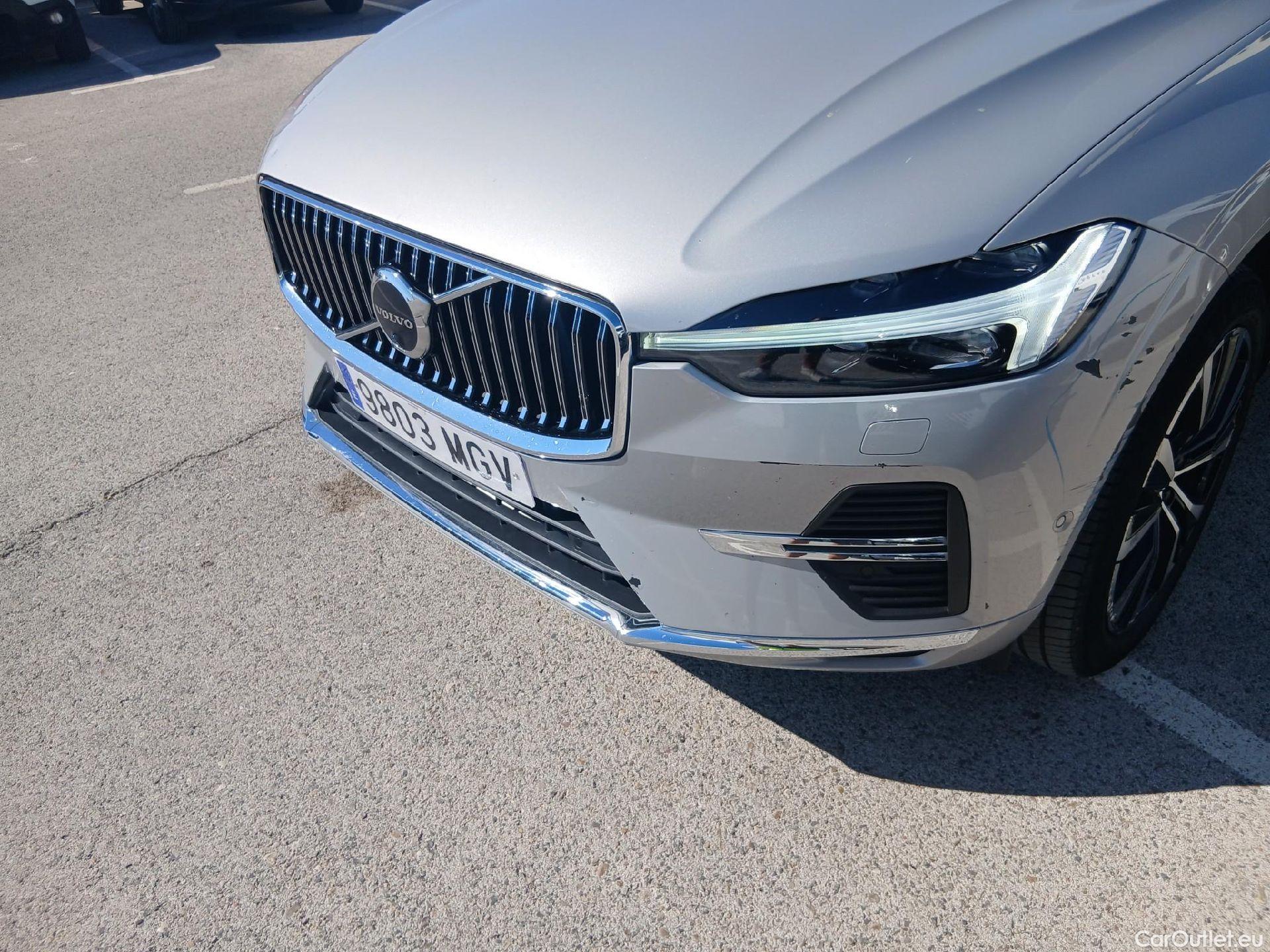  Volvo  XC60 VOLVO  / 2017 / 5P / todoterreno 2.0 T6 AWD Recharge Ultimate Bright Auto #2