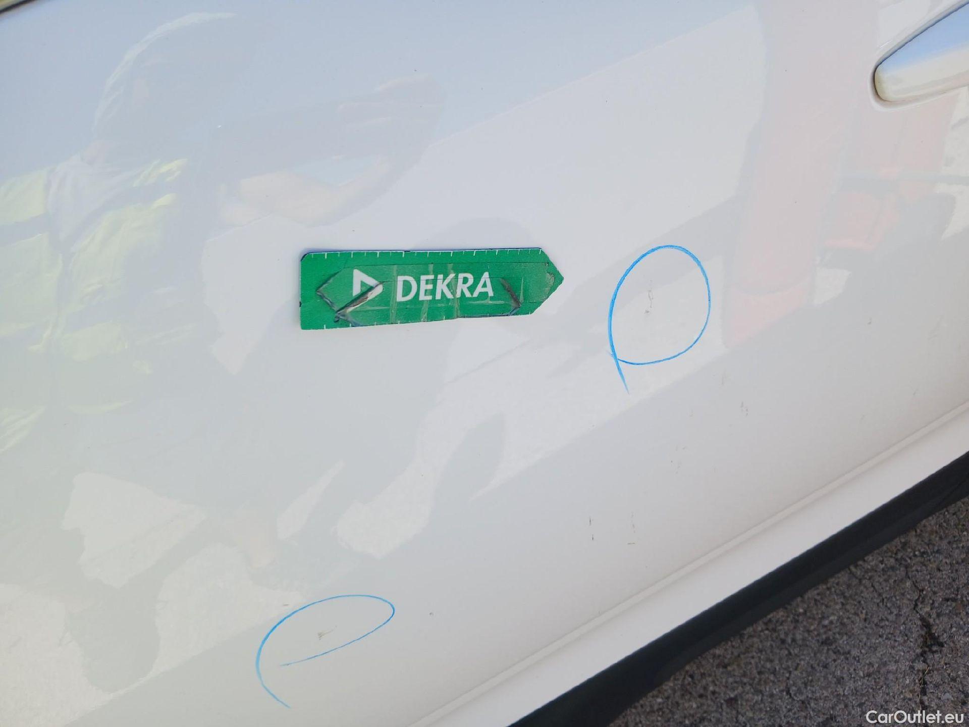  Citroen  C5 Aircross CITROEN  / 2018 / 5P / todoterreno BlueHdi 96kW (130CV) S&S Feel (AC) #15