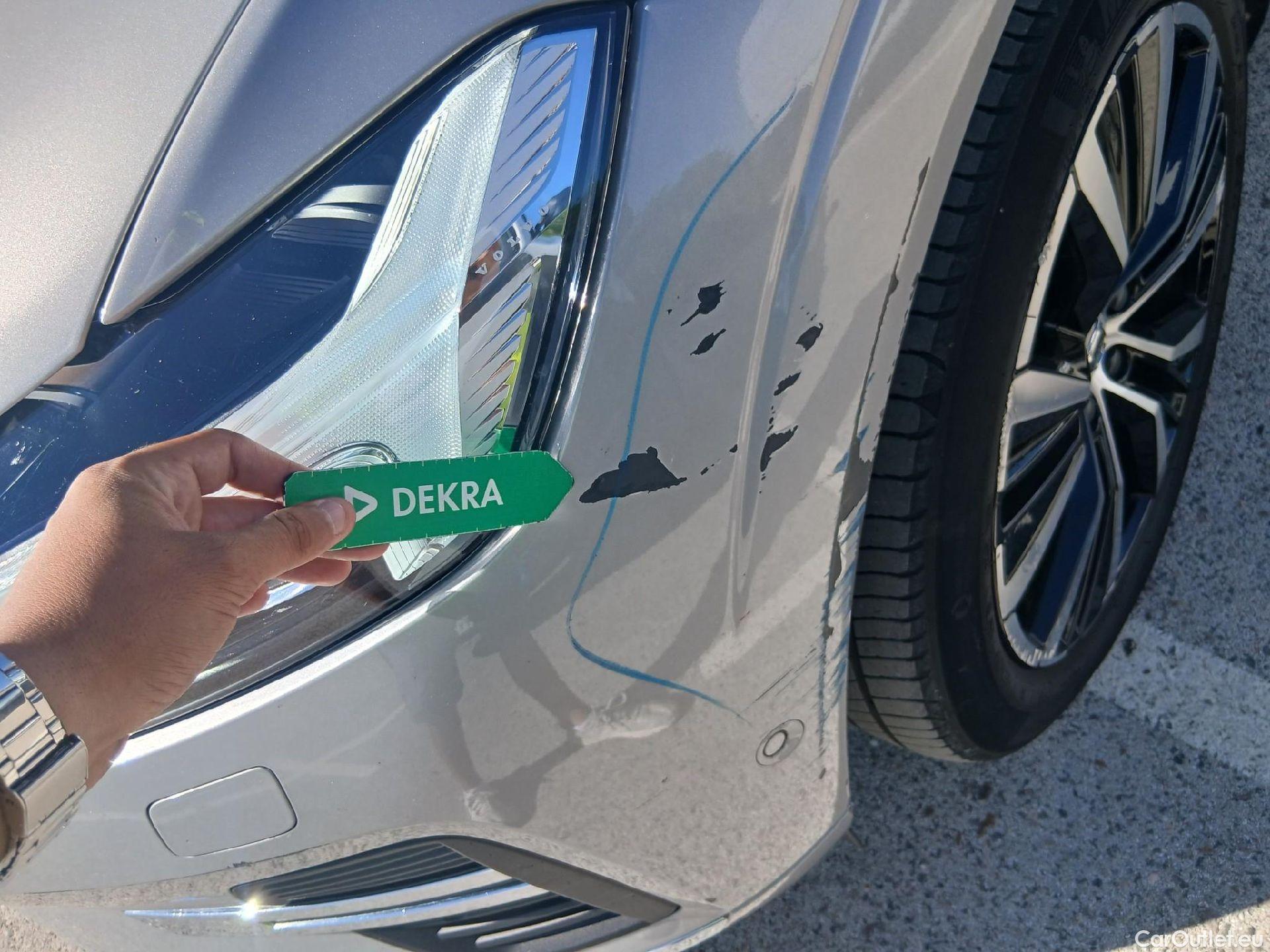  Volvo  XC60 VOLVO  / 2017 / 5P / todoterreno 2.0 T6 AWD Recharge Ultimate Bright Auto #3