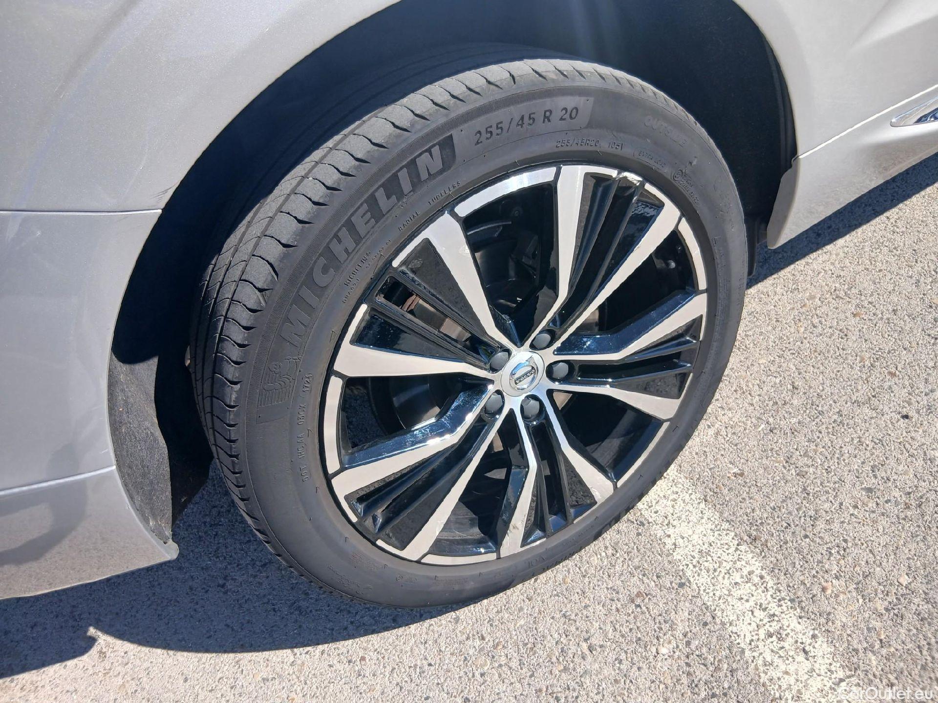  Volvo  XC60 VOLVO  / 2017 / 5P / todoterreno 2.0 T6 AWD Recharge Ultimate Bright Auto #25