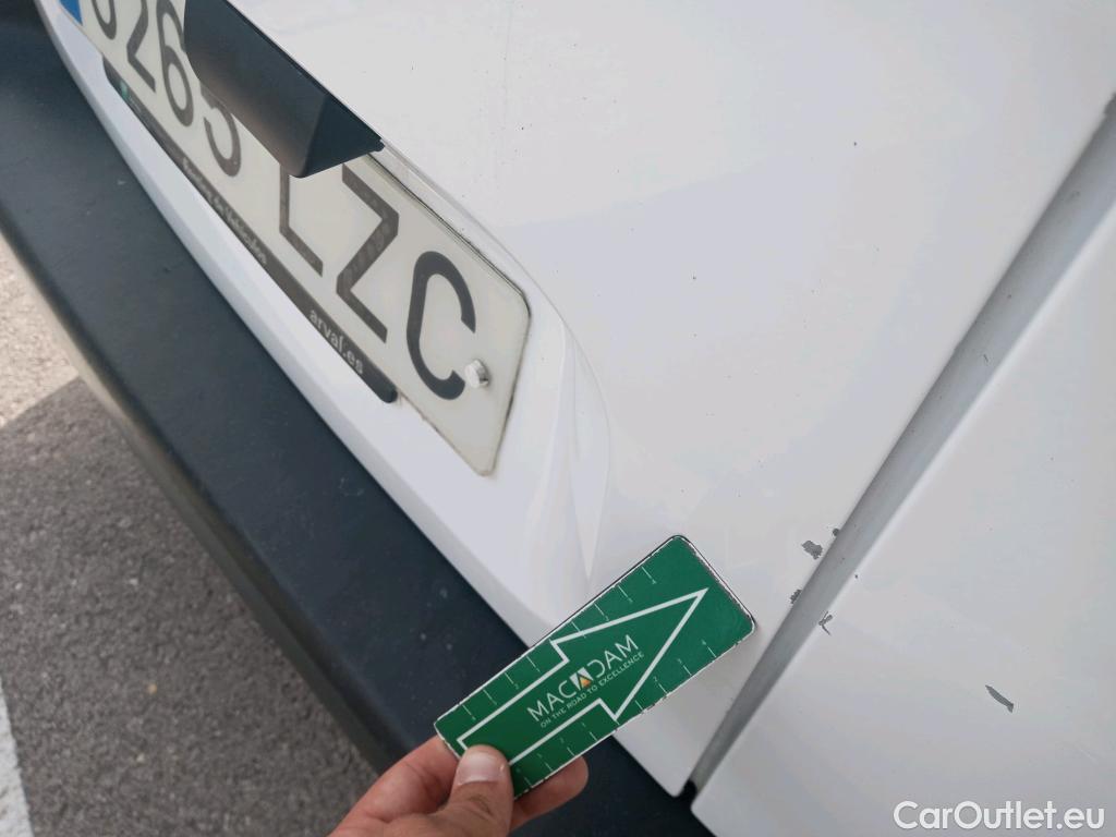  Citroen  Berlingo CITROEN  / 2018 / 3P / furgón derivado de turismo Talla M BlueHDi 100 CONTROL #33