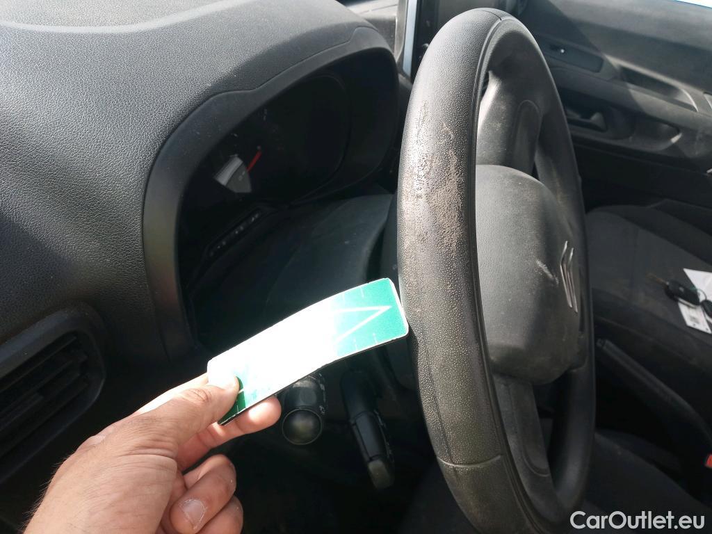  Citroen  Berlingo CITROEN  / 2018 / 3P / furgón derivado de turismo Talla M BlueHDi 100 CONTROL #12