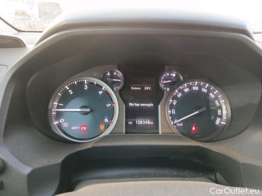  Toyota  Land Cruiser TOYOTA  / 2017 / 5P / todoterreno comercial 2.8 D-4D NX 2 Plazas #40