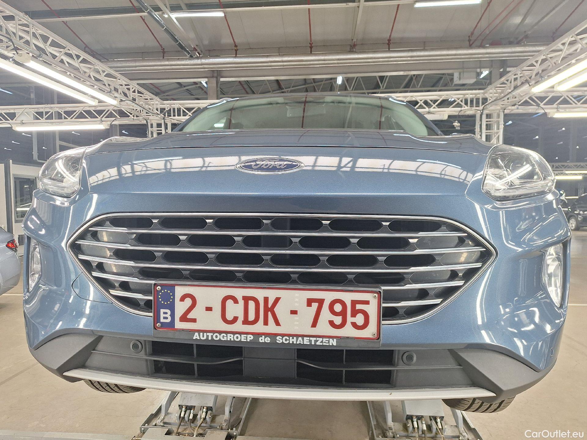  Ford  Kuga Ford,  '19 PHEV, Ford  2.5i PHEV Aut. 165kW Titanium 5d #23