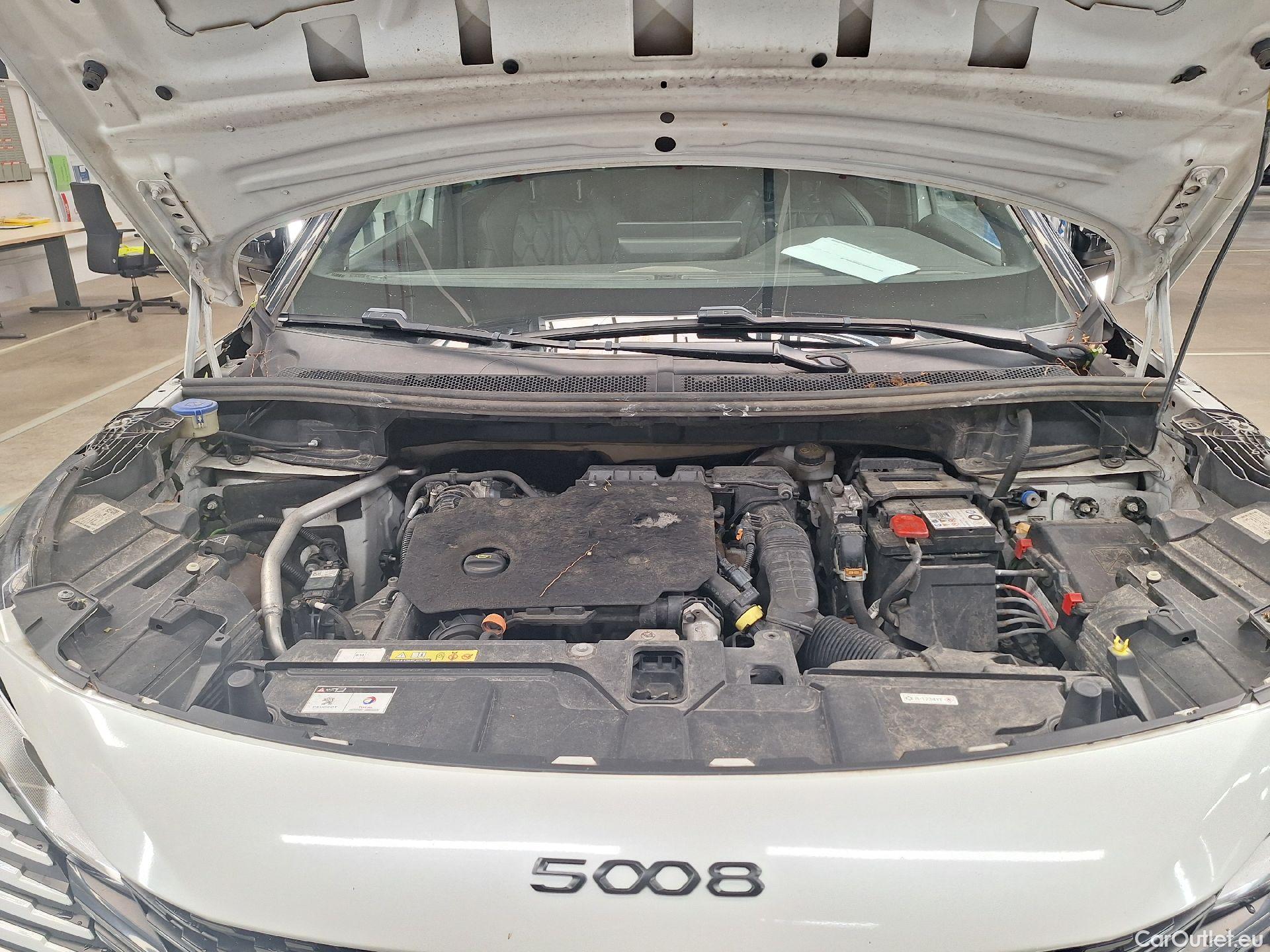  Peugeot  5008 Peugeot,  FL'20, Peugeot  1.5 BlueHDi 96kW S&S EAT8 GT Pack 5d #1