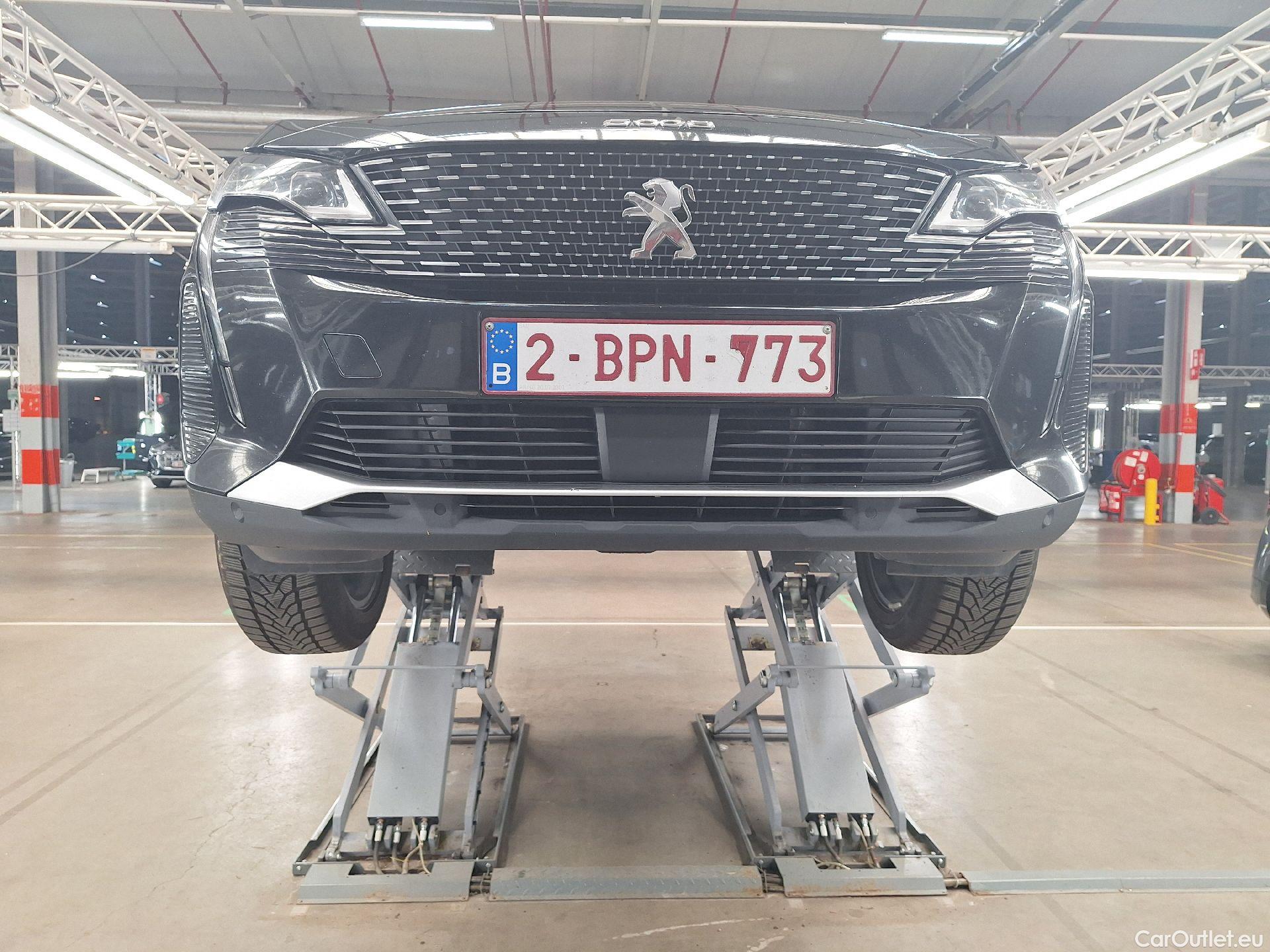  Peugeot  5008 Peugeot,  FL'20, Peugeot  1.5 BlueHDi 96kW S&S EAT8 GT 5d #17