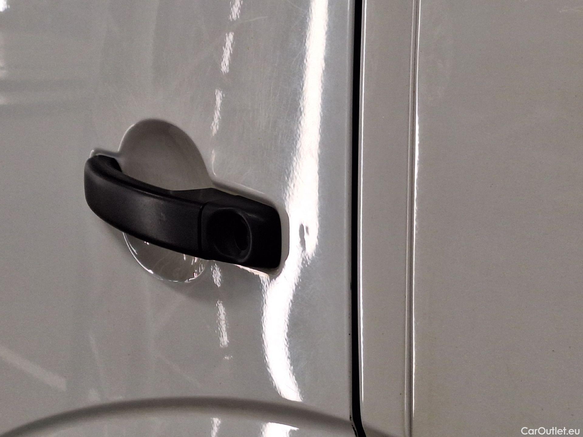  Opel  Movano Opel, _ FL'19, Opel  2.3 Turbo D 99kW L3H2 DC 3.5T 4d #29