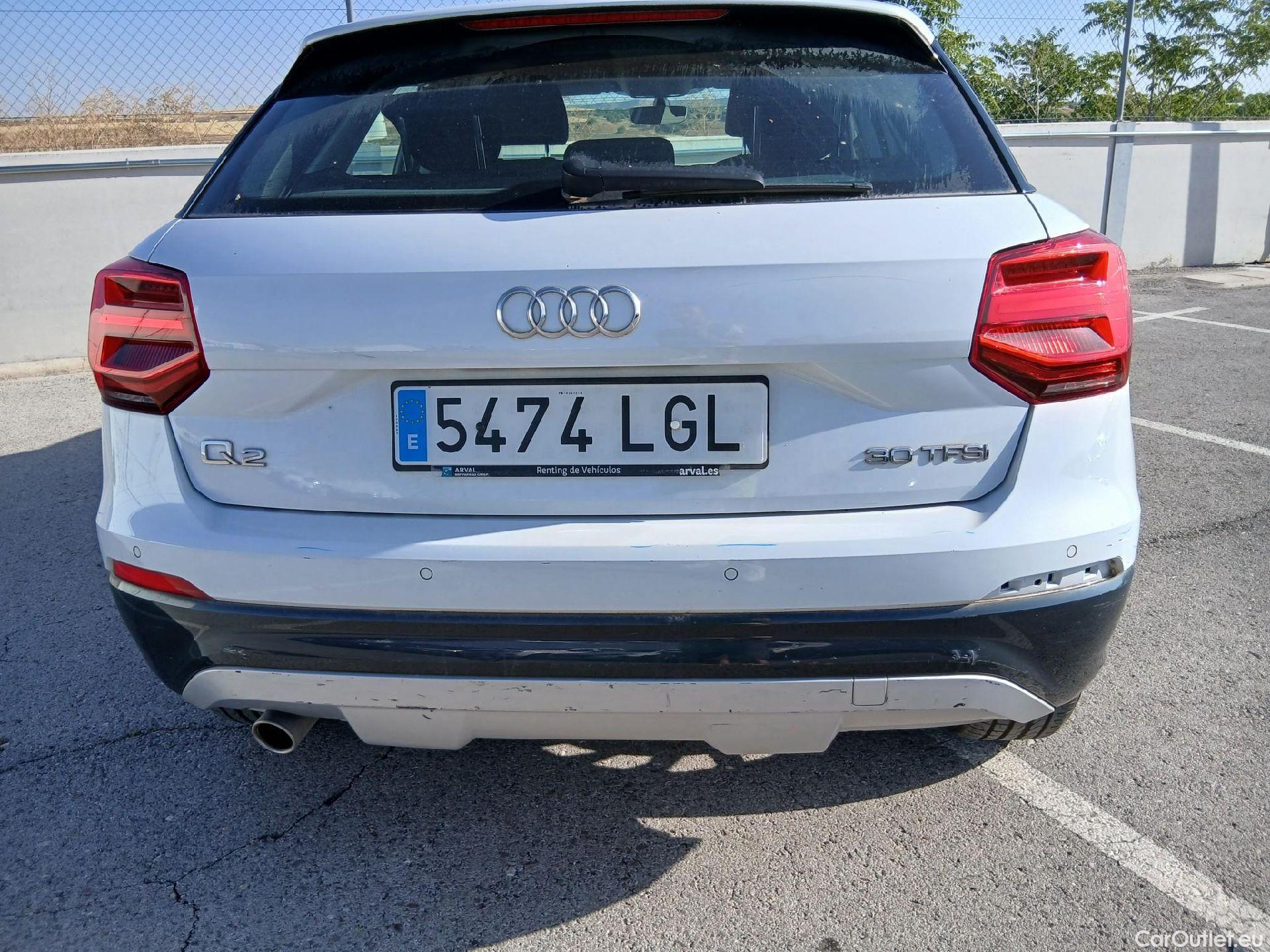  Audi  Q2 AUDI  / 2016 / 5P / todoterreno Design 30 TFSI 85kW (116CV) (AC) #31